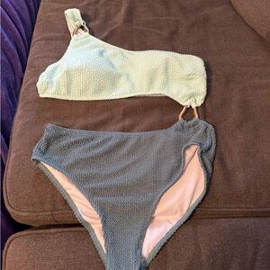 One-Shoulder Textured One Piece Bathing Suit